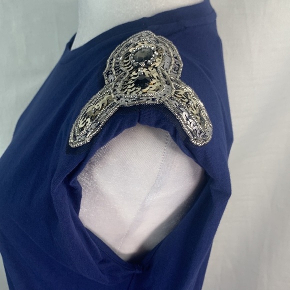 Express Navy Embellished Padded Shoulder Crew Neck Tee - Picture 6 of 14